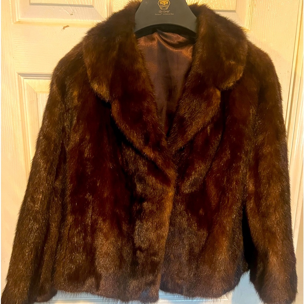 Ladies Beautiful Mink Jacket
